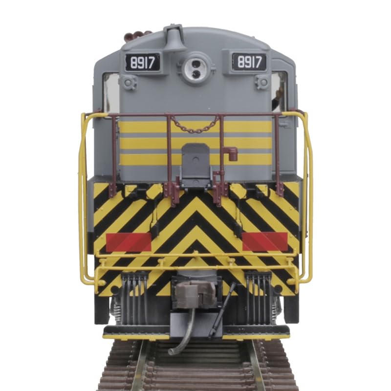 Atlas HO Scale C.P. Locomotive, Silver, Gray/Maroon/Yellow, Late