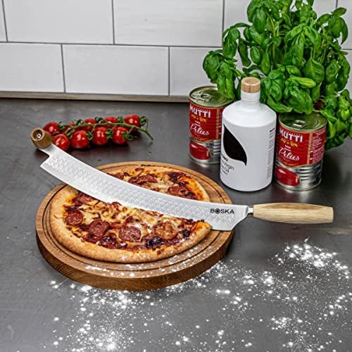 Boska Oslo+ Nóż do pizzy i sera/Powłoka nieprzywierająca BSF / Bezpieczne oburęczne użycie/Do pizzy i serów/Stylowy/Drewno dębowe i stal nierdzewna