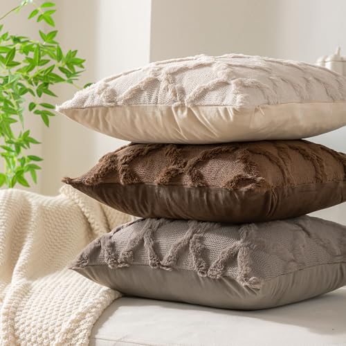 Cozoomy Set of 2 Soft Moroccan Throw Pillow Covers 20x20 Inch Plush Boho Decorative Pillow Cover Accent Cushion Case for Couch Sofa Bed, Deep Brown by Cozoomy - Used condition - Image 7