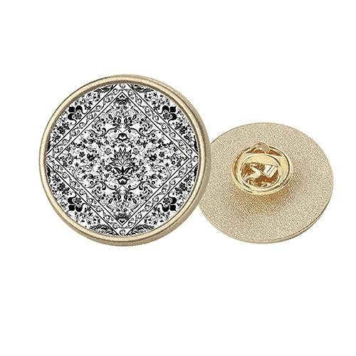 Broche baroque ronde métal doré avec clip d'attache illustration répétition
