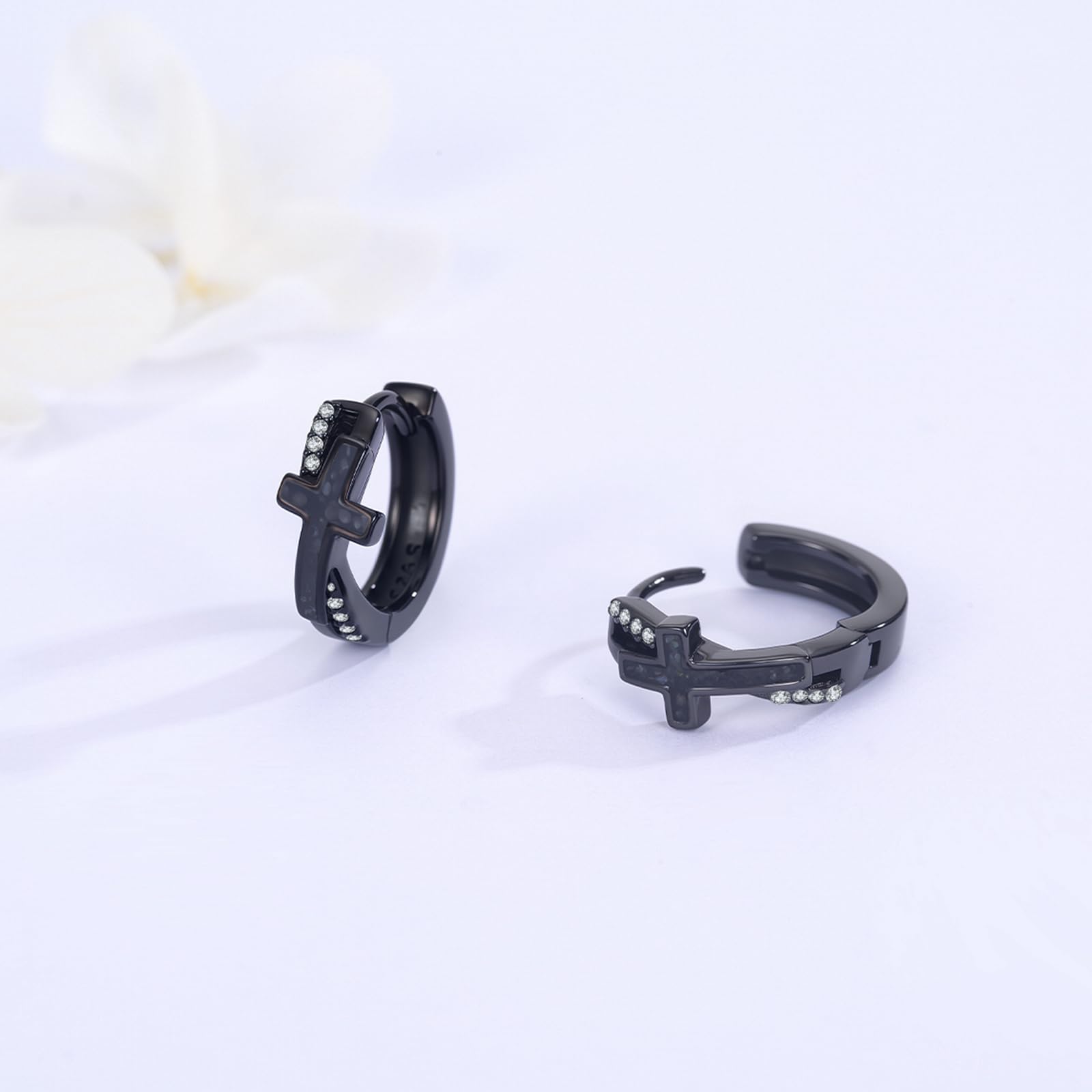 Orecchini a cerchio a croce neri in argento 925, piccoli, ipoallergenici, diametro 15 mm, piccoli orecchini a cerchio a croce, unisex, idea regalo per uomo e donna