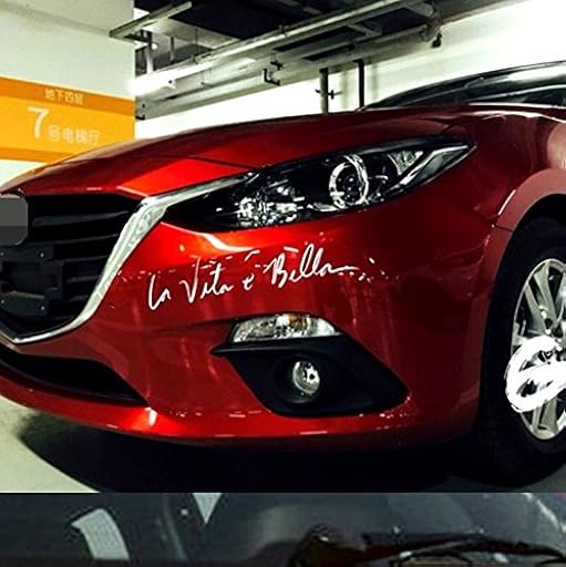 Pegatina La Vita e Belle | 20 x 4 cm | Adhesivo de Fácil Colocación | Blanca | Ya disponible en tu tienda friki favorita! En mundofriki.es!