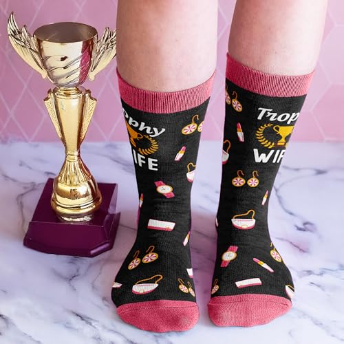 Image of VICRAZY Father Day Gifts for Husband, Dad, Grandpa, Men - First Mother's Day for Pregnancy Mom, Wife - Funny Bigfoot gifts