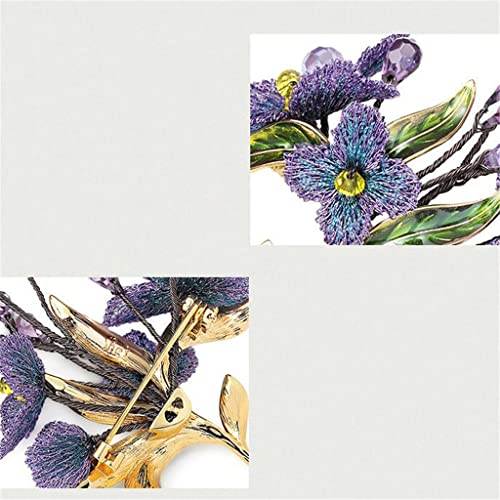 Broche en fil d'or feuille et fleurs brodées pour accessoiriser une robe - 4