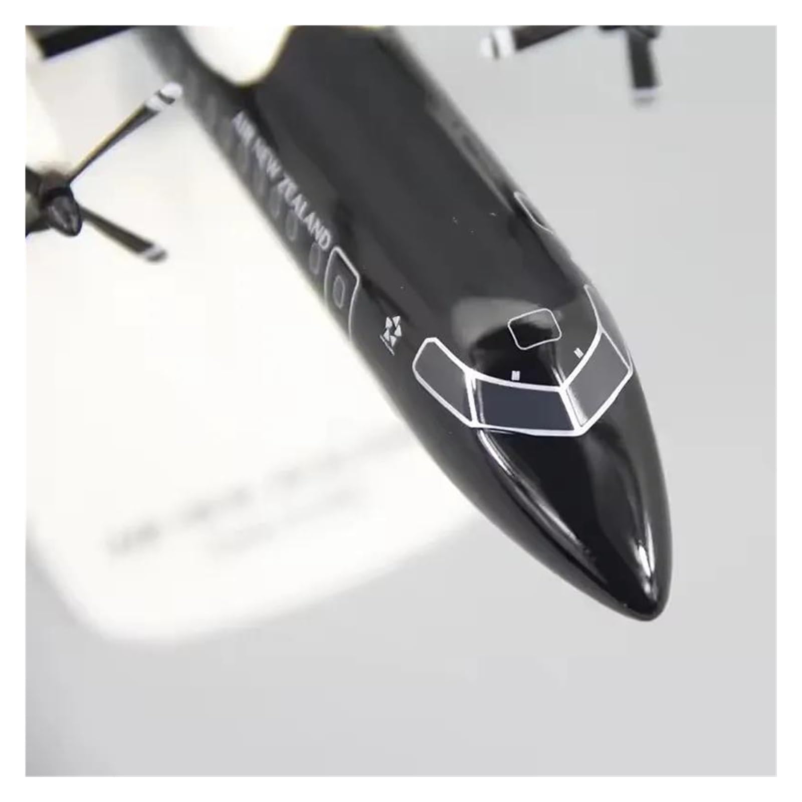 Diecast zabawki samolotowe 1/100 dla Dash8-Q300 Dash 8 nowa zelandia montaż samolotu Model samolotu samoloty Model lotnictwa entuzjastów do kolekcji i wyświetlania