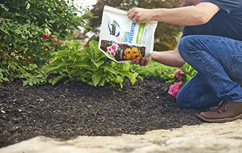 Roundup Landscape Weed Preventer, 5.37 lbs. - image 3
