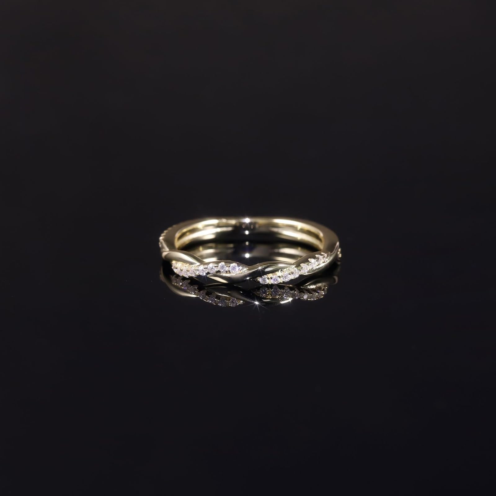 9K/14K/18K oro amarillo pequeños anillos entrelazados Pave Moissanit Mujer