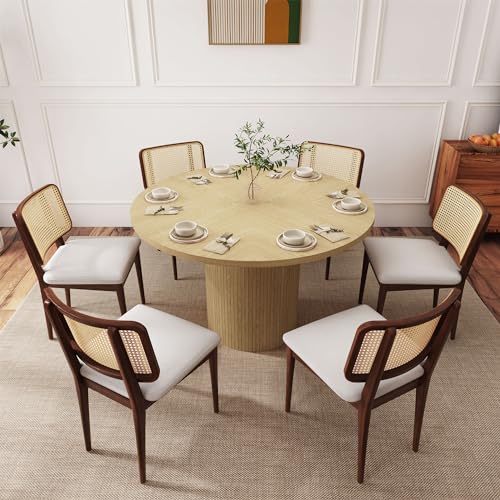 Image of QHITTY Fluted Round Dining Table, 47-inch Wood Kitchen Table Table for 4, Farmhouse Circle Table with Strip Base for Kitchen, Living Room, Natural