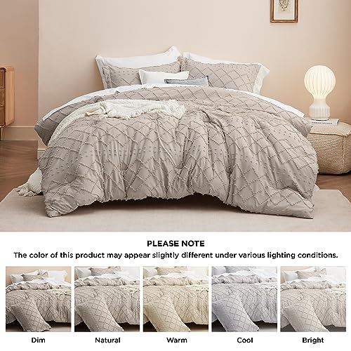 Image of Bedsure California King Comforter Set - Linen Comforter, Boho Tufted Distressed Vintage Bedding for Kids, 3 Pieces Farmhouse-Style Bed Set for All Seasons, Fluffy Soft Bedding with 2 Pillow Shams