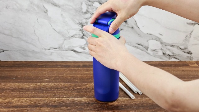 6 pitillos reutilizables de plástico con cepillo de limpieza miniatura 7