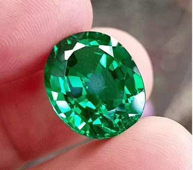 Untreated AAA Certified Flawless 9.20 Ct Natural Colombian Emerald Loose Gemstone
