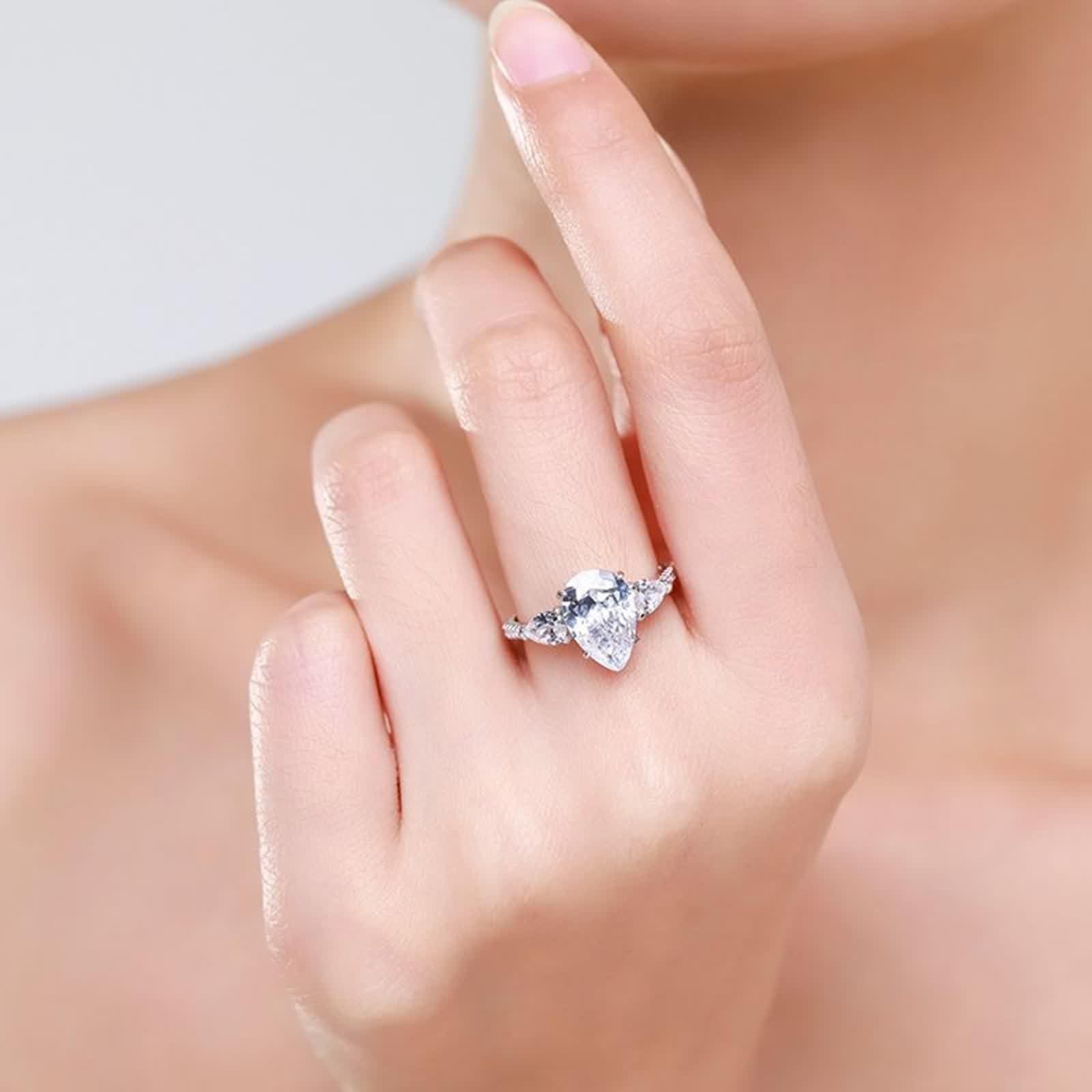 Bague en Argent 925, Bague Vintage Femme Grosse Pierre Précieuse en Forme De Goutte Zircone Cubique Forme De Poire Argent