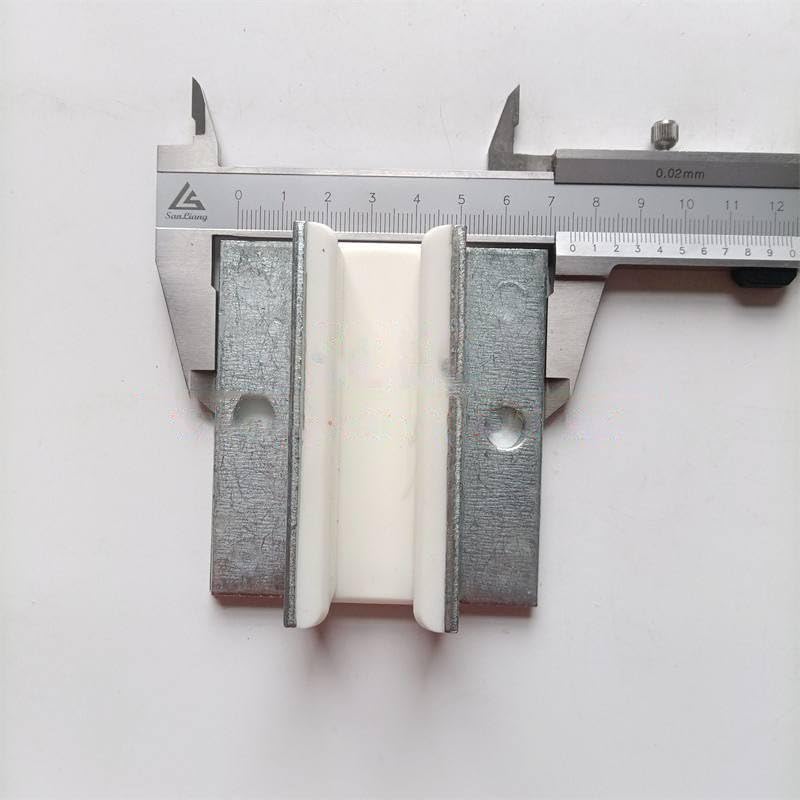 4PCS 80x16 Elevator Guide Shoe L=80mm W=75mm H=30mm Installation Hole Distance 56mm Use for Lift 16mm Rail 80x16