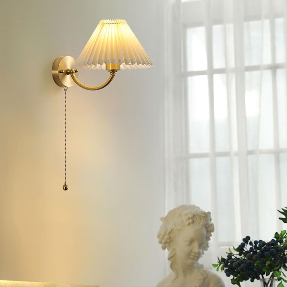 Applique da parete in ottone con catena a tirante, lampada da interni vintage con paralume in tessuto plissettato – lampada moderna per camera da letto, bagno, soggiorno