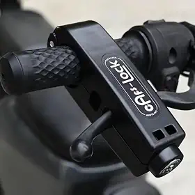 Trava de Segurança Antifurto Universal para Moto Manete e Guidão Caps Lock, Múltiplas Cores Disponíveis
