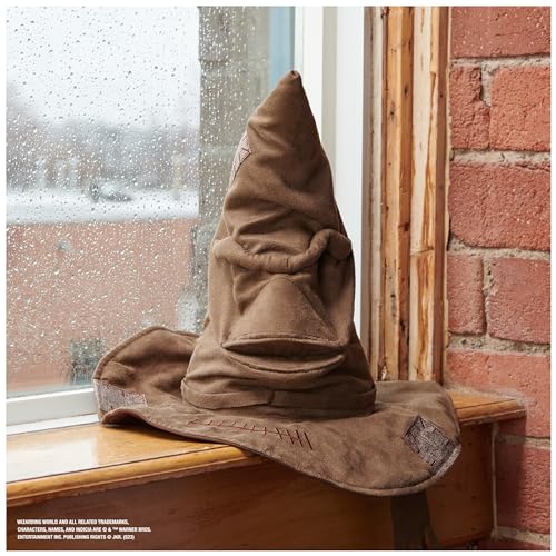 Wizarding World, Talking Sorting Hat with 15 Phrases for Harry Potter Pretend Play Kids’ Fancy Dress Role Play Toys for Ages 5 and up - immagine 7