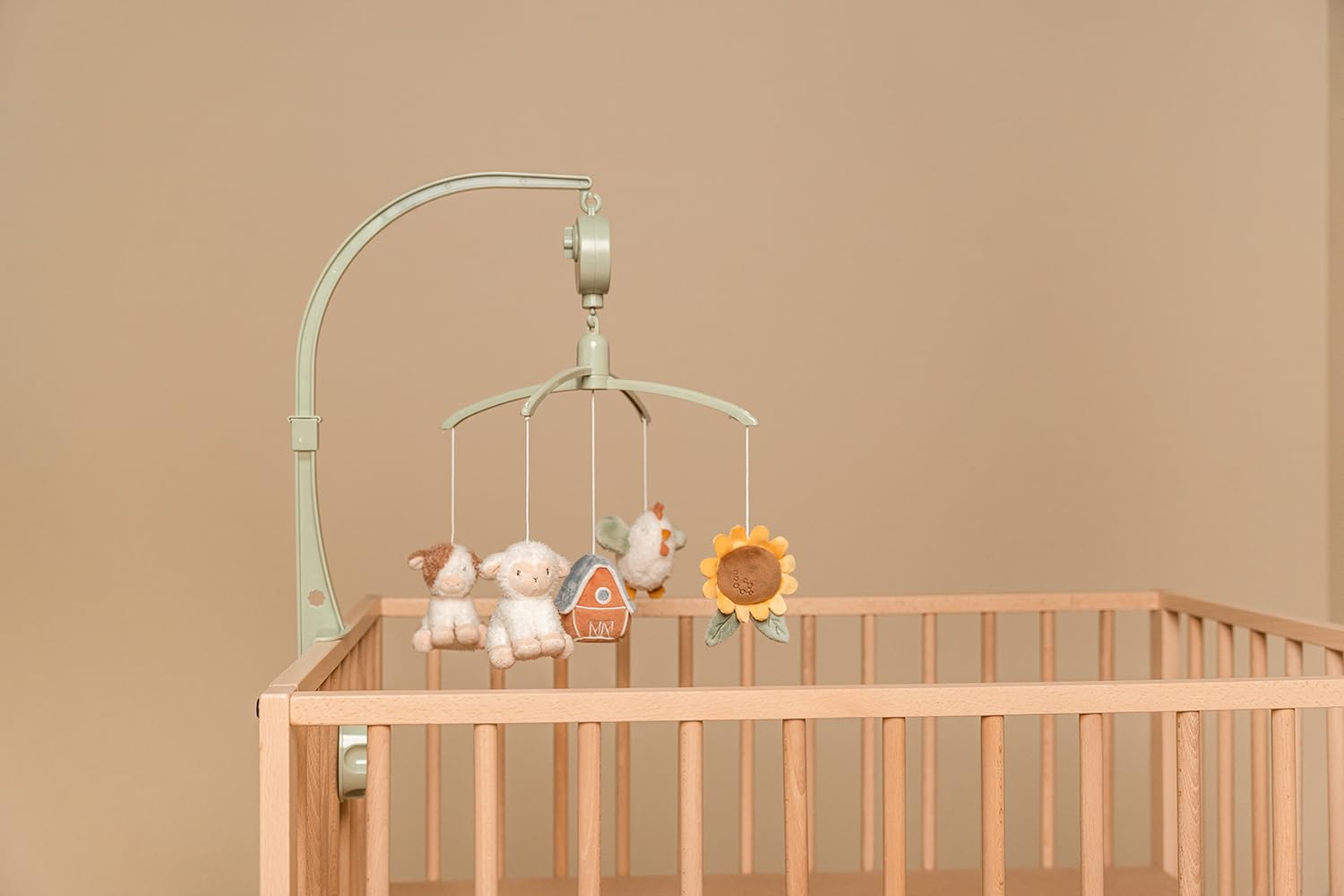 Little Dutch Little Farm 8800 - Móvil con caja de música y soporte