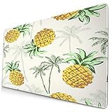 Wasserdichtes-Verhindern Sie versehentliche Schäden durch verschüttete Flüssigkeit. Waschbar, schnell trocknend und leicht zu reinigen. Das fleckenbeständige Tuchtop bleibt für eine lange Zeit frisch und neu aussehend, besonders große erweiterte Schreibtischmatte kann mehr Fläche schützen. Das Tastaturschutzpad spart viel mehr Platz. Halten Sie Ihren Bürobereich winzig und sauber. Eleganter Stil, exquisite dekorative Idee, fügen Sie Persönlichkeit zu Ihrem Büro und Arbeitszimmer.