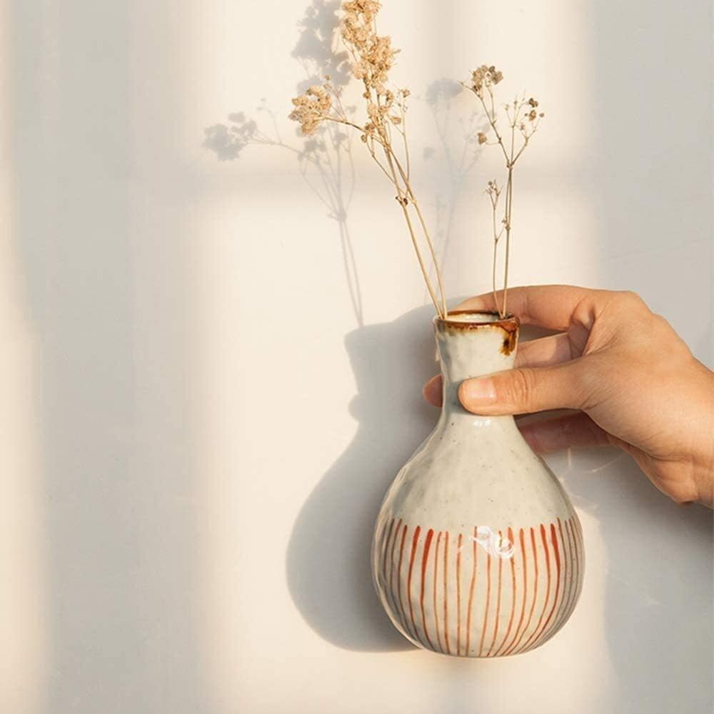 酒器セット 日本酒セット 5点 日本酒セット 14オンス 酒瓶1個と1.7オンス 酒器4個 赤い縦縞デザイン レトロ セラミック 酒