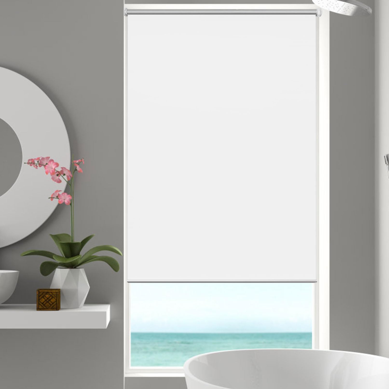 Amazon｜調光 ロールスクリーン 60 x 190 cm 1級遮光 断熱 防水 UV