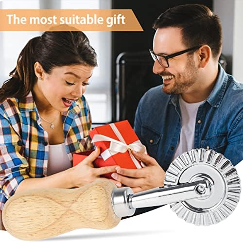 Muross Pastry Wheel Cutter Aluminum Alloy Pastry Cutting Wheel with Ergonomic Wooden Handle Multipurpose Dough Cutting Roller for Baking Pastry Dumpling Wrapper Pizza Pasta(Short handle roller cutter)