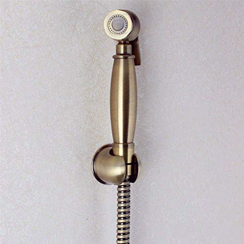 3.【DESIGN UMANIZZATO】 Il soffione doccia è un design portatile che può essere utilizzato direttamente dove è necessario, leggero, facile da tenere e facile da usare. Fornire uno spruzzo delicato per evitare schizzi disordinati durante la pulizia del pannolino.