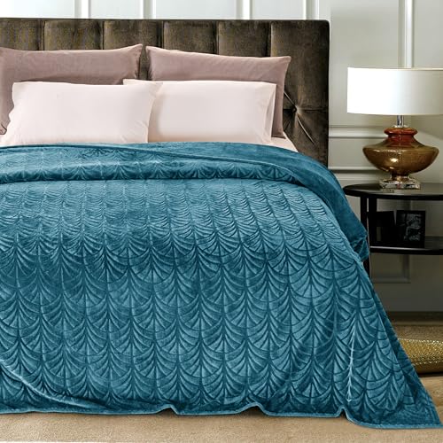 Whale Flotilla Flannel Fleece Twin Size Blanket for Bed, Soft Fluffy Velvet Bedspread Coverlet with Decorative Vintage Pattern for All Season, Warm and Lightweight, 60x80 Inch, Teal