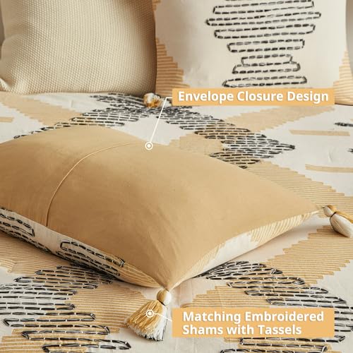 Image of INK+IVY Global Inspired Cotton Comforter Set with Yellow Finish II10-1112