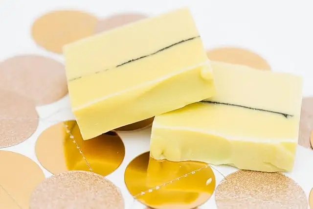 Olive Dog Soap with Flower Scent - Handmade Natural Soap, 100g Pack of 5