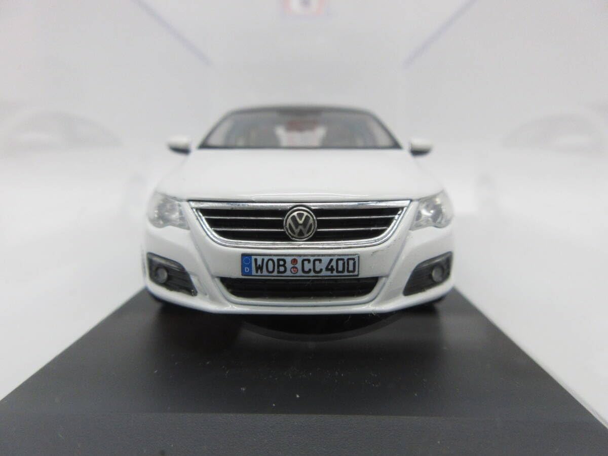 Amazon | 1/43 シュコー ミニカー パサート セダン ミニカー ホワイト