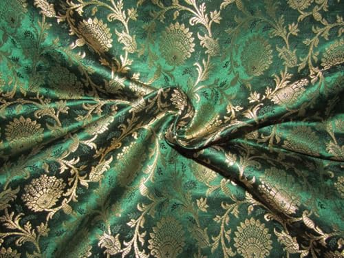 Tissu brocart de soie vert et or pour coudre une veste structurée BRO755