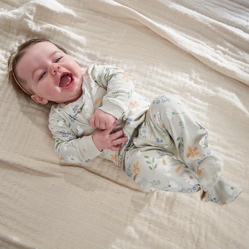 Image of Gerber Baby Boys' 4 Pack Sleep 'N Play Footie
