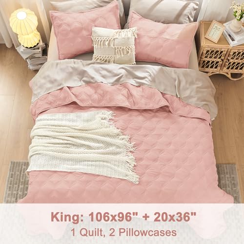 Image of Litanika King Size Quilt Bedding Set, Blush Pink Summer Lightweight Soft Comforter Bedspreads & Coverlets, Boho Farmhouse Bedding Cover Bed Decor All Season, 3 Pieces (1 Quilt, 2 Pillowcases)