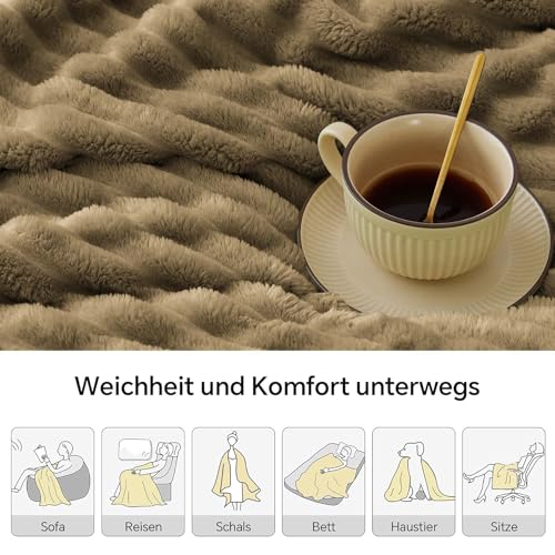 BEDELITE Kuscheldecke Flauschig Decke Klein - weiche Flanell Decken Braun 125x150 für Sofa, Deko Streifen Cord Fleecedecke als Sofaüberwurf für Wohnzimmer, Throw Blanket Wide Use