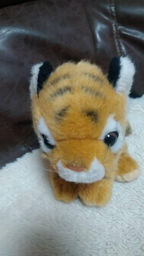 Amazon.co.jp: 上野動物園 干支ぬいぐるみ 虎 : おもちゃ