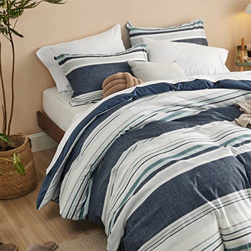 Image of Bedsure Duvet Cover King Size - Reversible Striped Duvet Cover Set with Zipper Closure, 3 Pieces Blue Bedding Set with 8 Corner Ties and 2 Pillow Shams 20 inchx36 inch