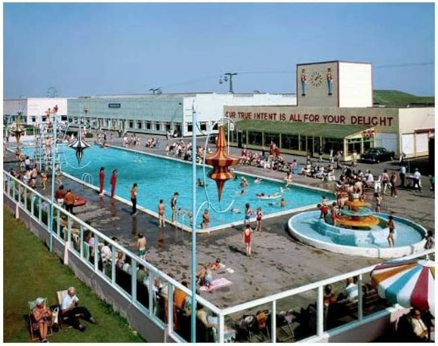 アート・デザイン・音楽 The John Hinde Butlin's Photographs Our