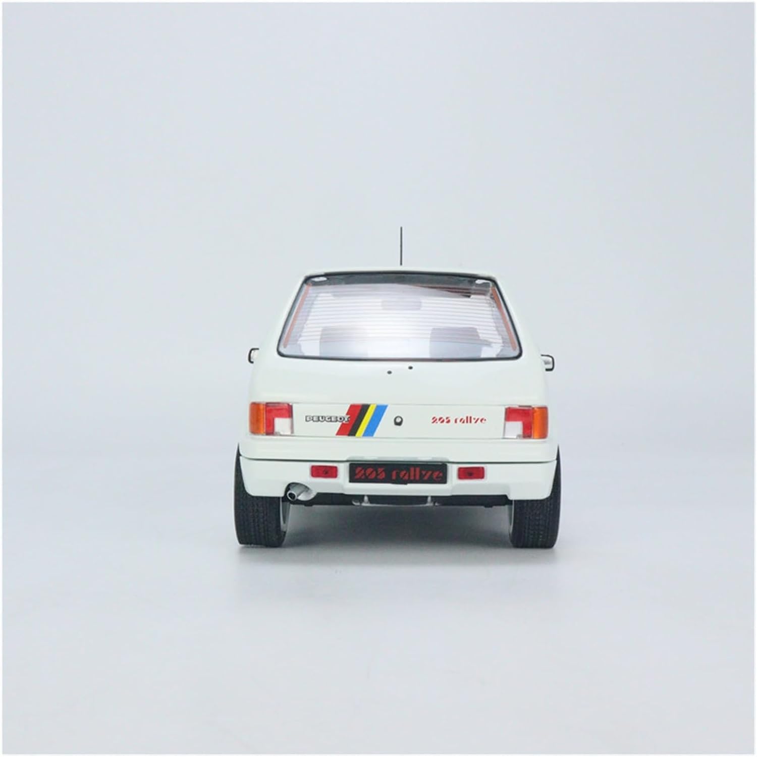 1:18 for Peugeot 205 Mk.1 1.9L Rallye 1988 Collectible Miniature Car Display Gifts White Vehicles