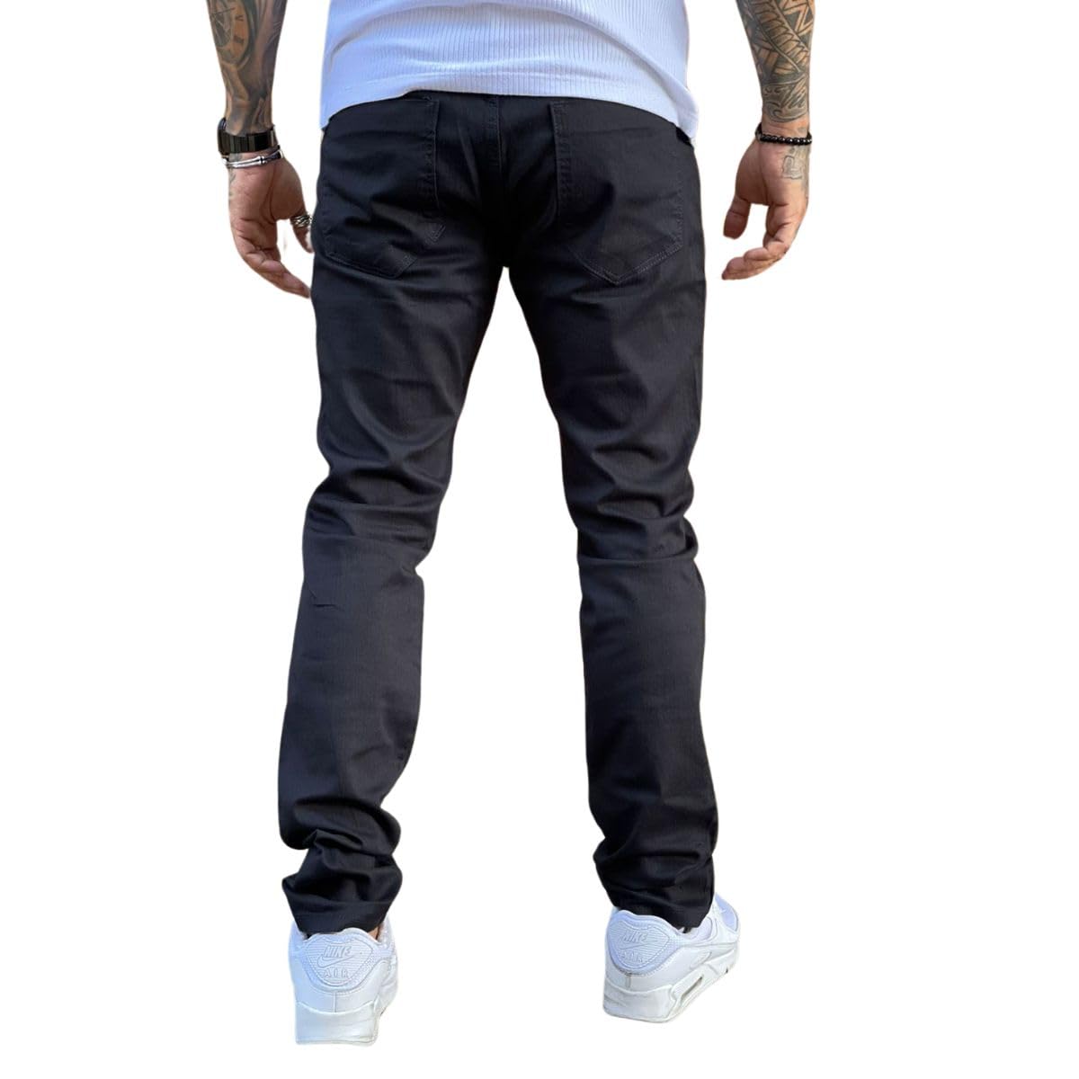 Calça Masculina Skinny Básica, Preta, Jeans Casual, Slim Fit em promoção! Veja a oferta e mais achadinhos de Calças 4 Hoje é o melhor dia para comprar Calça Masculina Skinny Básica, Preta, Jeans Casual, Slim Fit com aquele preço maroto! Promoção! Aproveite a oferta! 4