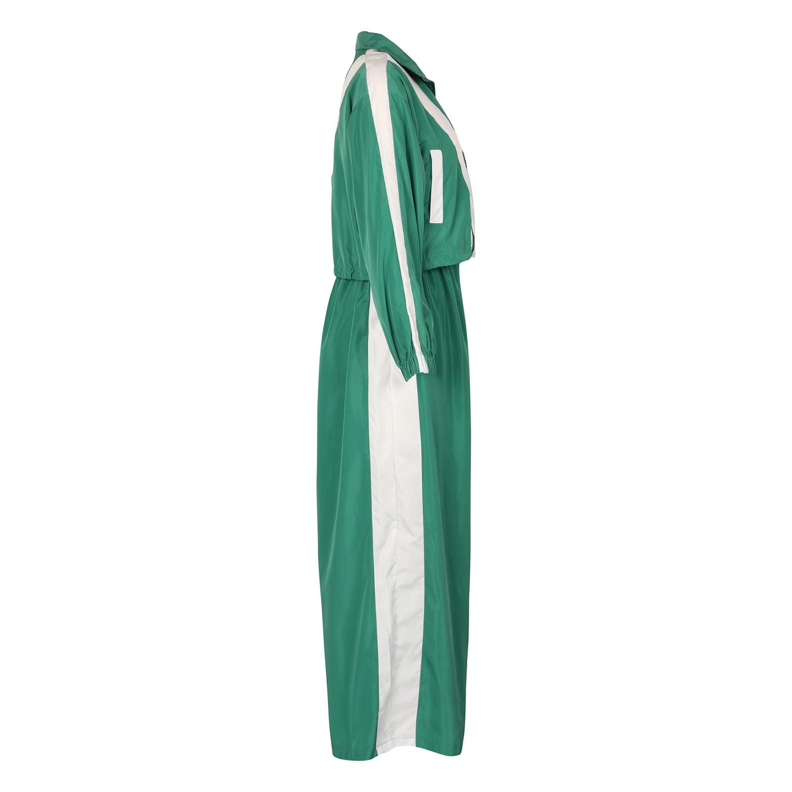 Tuta sportiva casual, morbida, due pezzi, con giacca ampia e pantaloni comodi, per il tempo libero sportivo e per tutti i giorni.