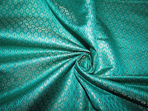 Tissu brocart de soie rigide vert or métallisé pour éviter l'affaissement des robes