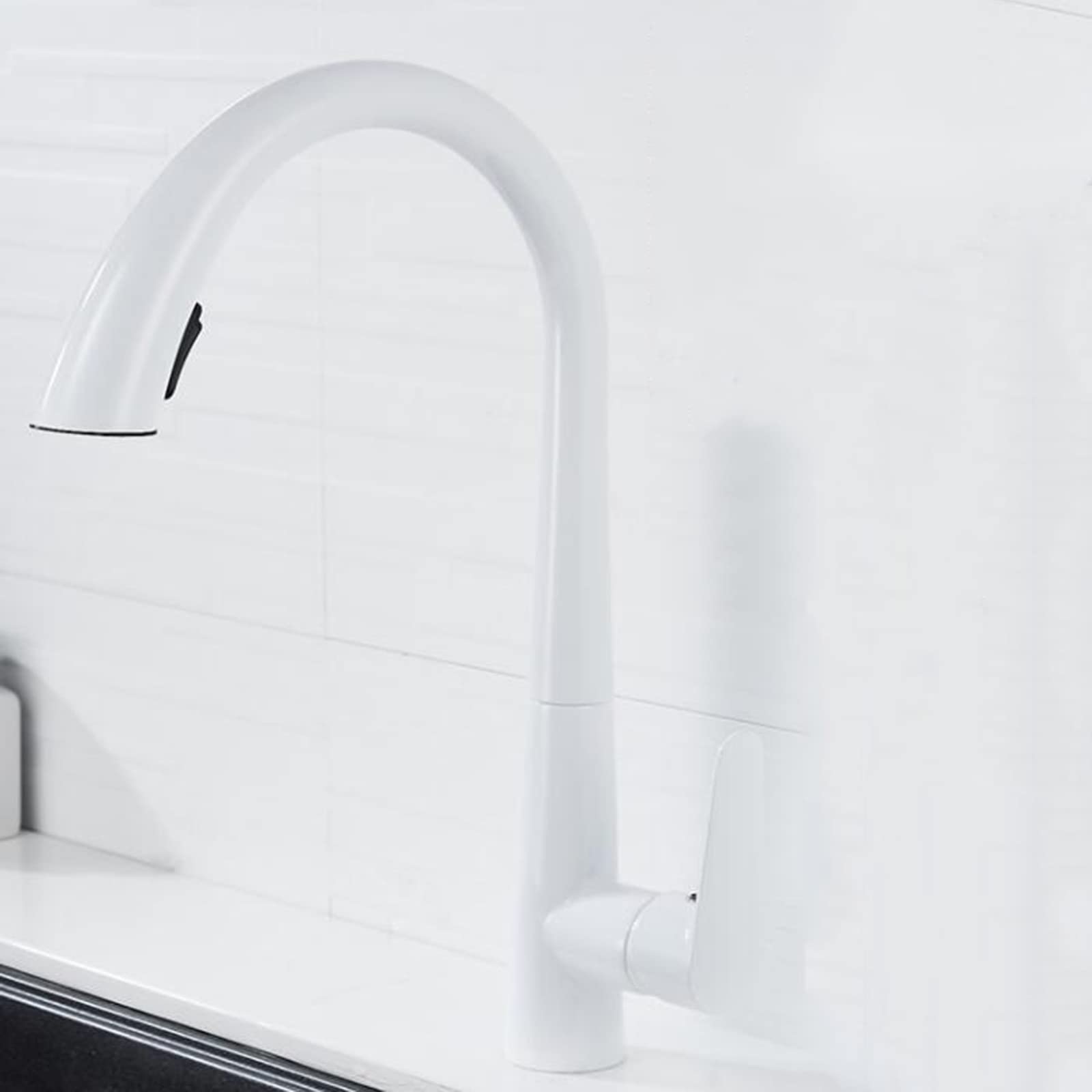 Robinet de cuisine avec douchette extractible multifonction et jet pivotant en laiton