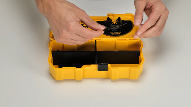 Dewalt DT20707-QZ DT20707-QZ-Hoja Sierra De Titanio Metal Para Multi Herramienta, 43 X 30 Mm