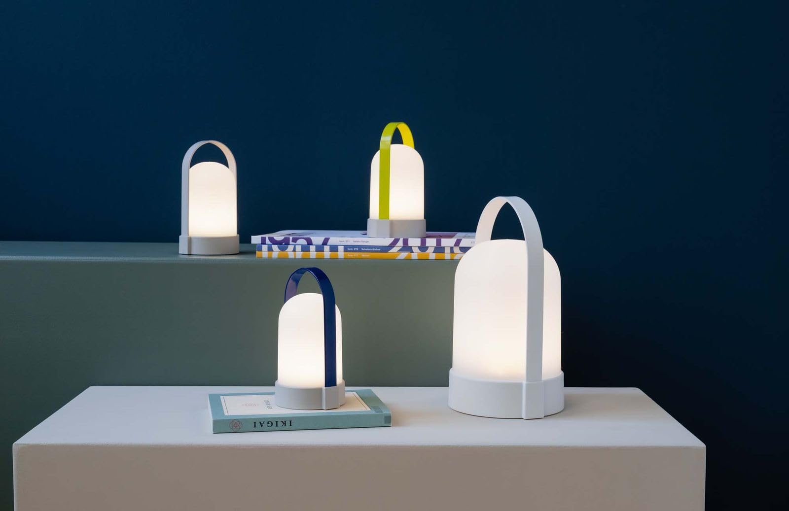 Mât De Drapeau 6 M BRUBAKER – Avec Drapeau USA 150x90 Cm – Pointe Boule Or – Aluminium Résistant – Pour Jardin, Camping