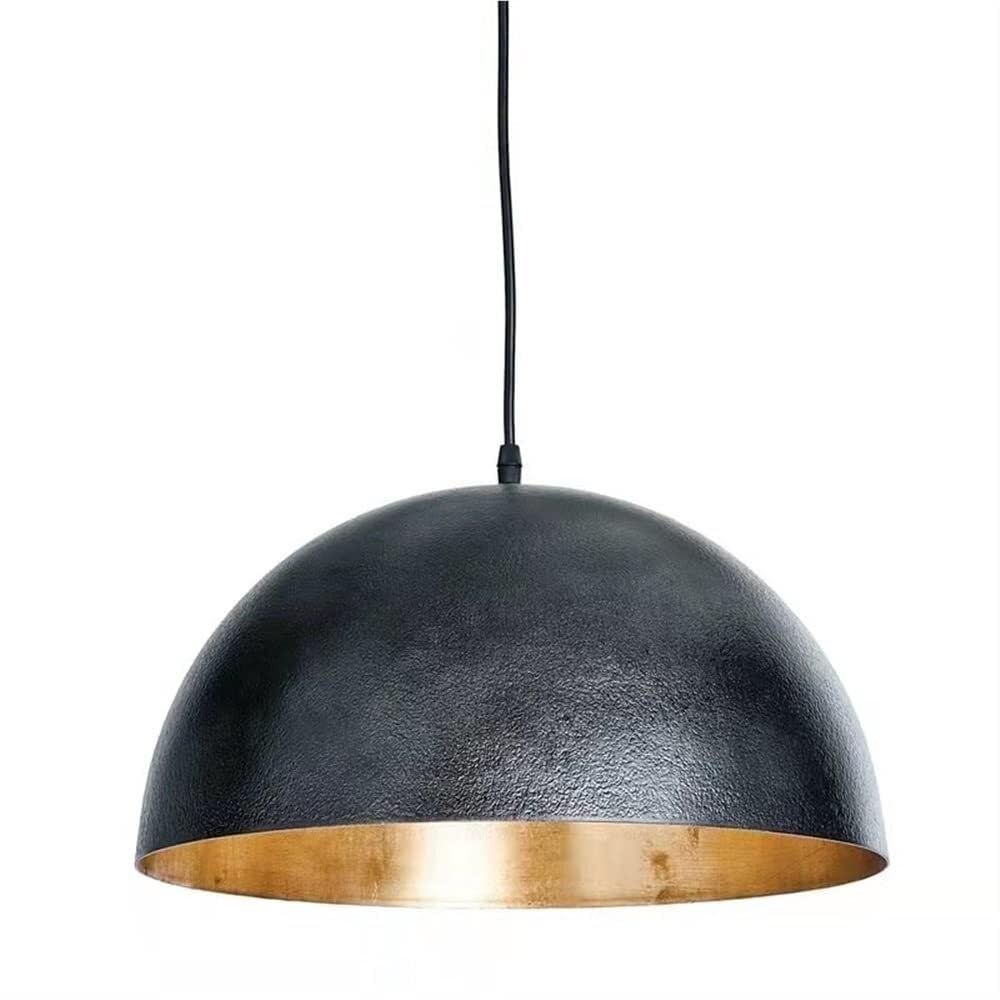 Abat-jour en fer noir style industriel pour corriger un éclairage terne