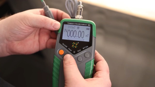 Image of Gauss Meter Tesla Magneto Meter (2400mT /24000Gs), Magnetic Field Strength & N /S Recognition Function, ±1% Accuracy for Factories, Workshops