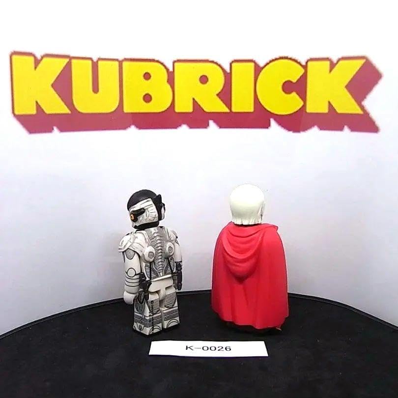 Amazon.co.jp: K0026限定キューブリック2体映画キャシャーン : おもちゃ