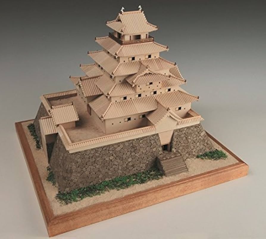 Amazon | ウッディジョー 1/150 鶴ヶ城 木製模型 組立キット