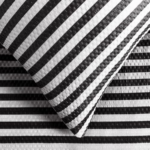 OHS Double Duvet Bedding, Super Soft Cosy Warm Microfibre Embossed Stripes Pattern Modern Reversible Double Duvet Cover Set with 2 Matching Pillowcases, Black/White - Image 4