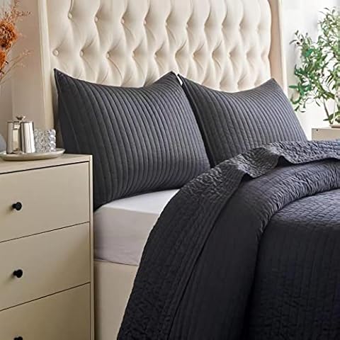 HiEnd Accents Indigo Hill Quilt Set Cover